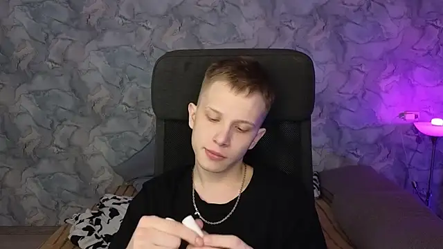 Snapshot of arlekincrop chatting on 02.10.26 arlekincrop online show from 02.10.26