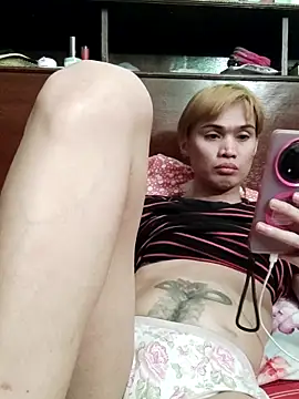 QueenSoreal online show from 06.12.26