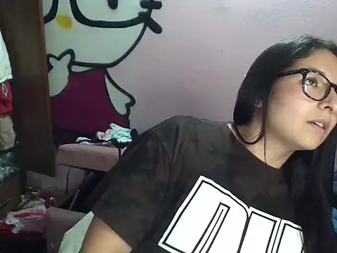 sara 110323 online show from 03.24.26