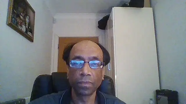 Snapshot of rauncher1 chatting on 01.20.25 rauncher1 online show from 01.20.25