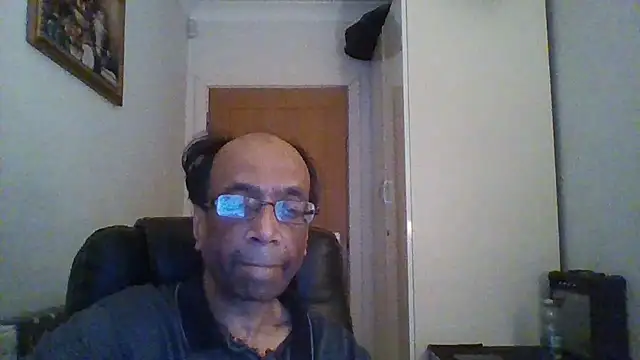 Snapshot of rauncher1 chatting on 01.26.25 rauncher1 online show from 01.26.25