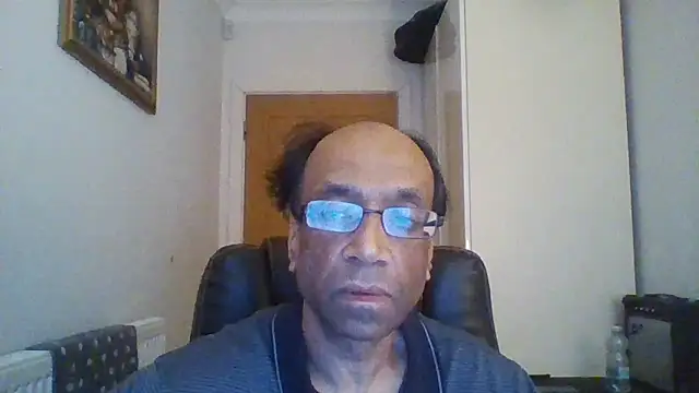 Snapshot of rauncher1 chatting on 01.27.25 rauncher1 online show from 01.27.25