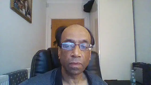 Snapshot of rauncher1 chatting on 01.30.25 rauncher1 online show from 01.30.25