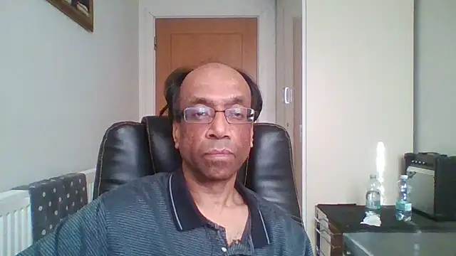 Snapshot of rauncher1 chatting on 01.30.25 rauncher1 online show from 01.30.25