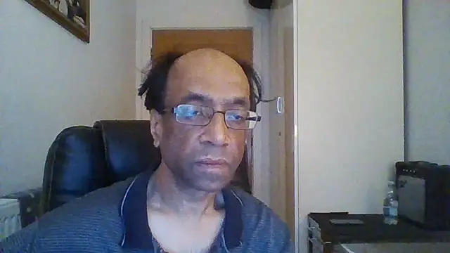 Snapshot of rauncher1 chatting on 02.06.25 rauncher1 online show from 02.06.25