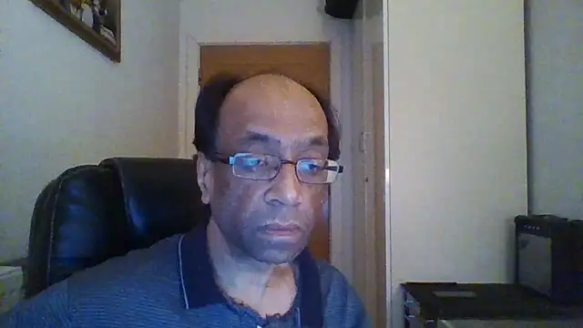 Snapshot of rauncher1 chatting on 02.10.25 rauncher1 online show from 02.10.25