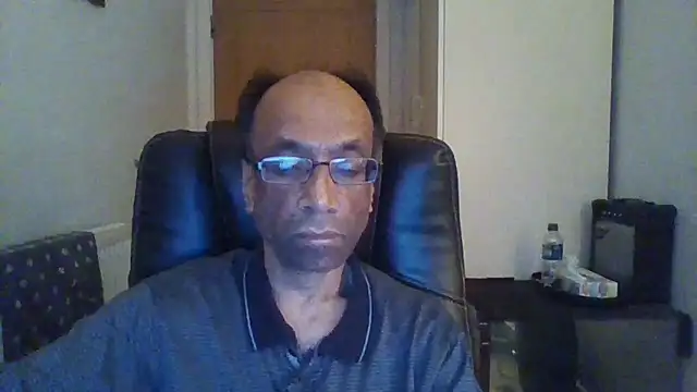 Snapshot of rauncher1 chatting on 09.24.25 rauncher1 online show from 09.24.25