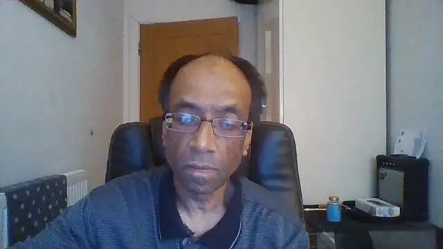 Snapshot of rauncher1 chatting on 11.20.25 rauncher1 online show from 11.20.25