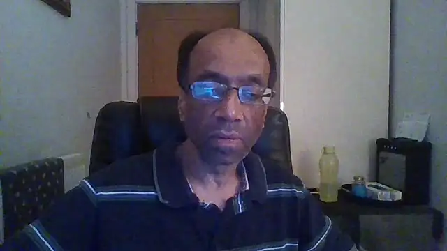 Snapshot of rauncher1 chatting on 11.23.25 rauncher1 online show from 11.23.25