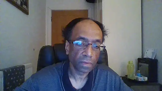 Snapshot of rauncher1 chatting on 11.29.25 rauncher1 online show from 11.29.25