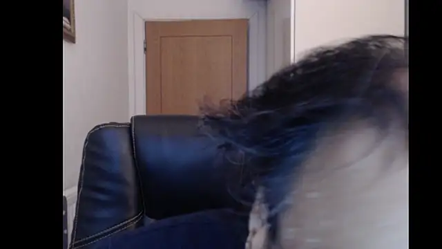 Snapshot of rauncher1 chatting on 06.19.26 rauncher1 online show from 06.19.26