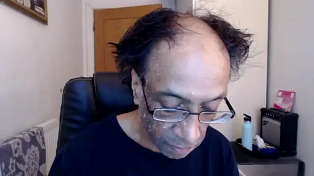 Snapshot of rauncher1 chatting on 06.21.26 rauncher1 online show from 06.21.26