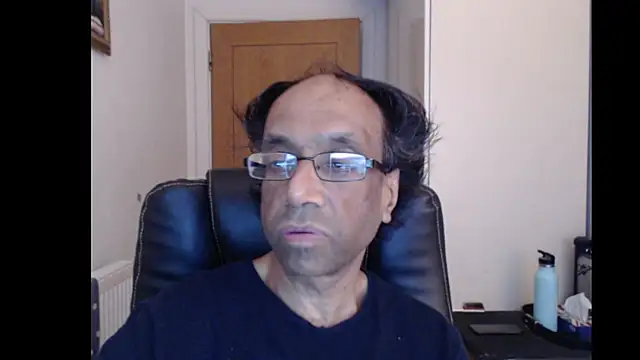 Snapshot of rauncher1 chatting on 06.24.26 rauncher1 online show from 06.24.26