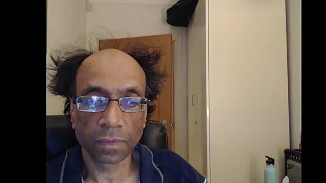 Snapshot of rauncher1 chatting on 06.25.26 rauncher1 online show from 06.25.26