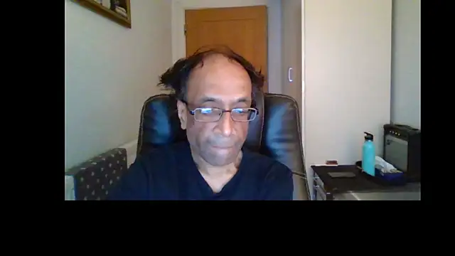 Snapshot of rauncher1 chatting on 07.01.26 rauncher1 online show from 07.01.26