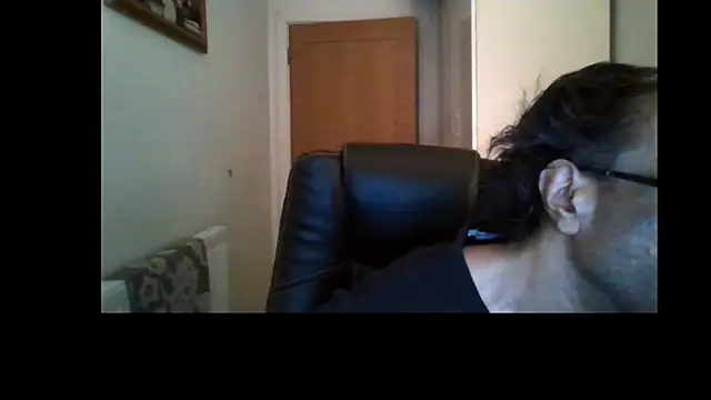 Snapshot of rauncher1 chatting on 07.08.26 rauncher1 online show from 07.08.26