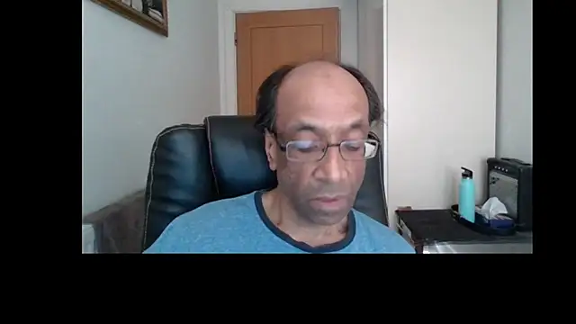 Snapshot of rauncher1 chatting on 07.15.26 rauncher1 online show from 07.15.26