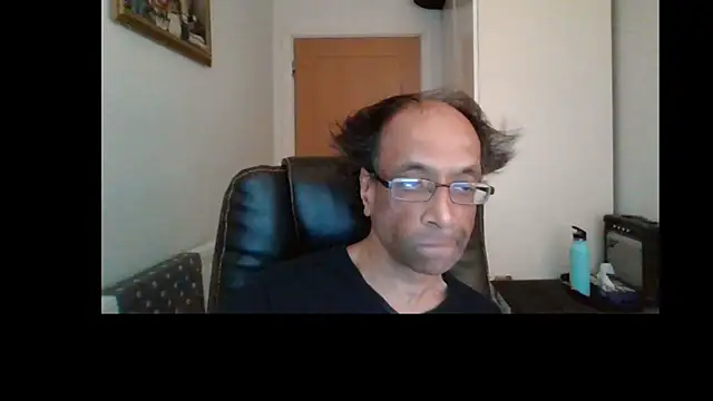 Snapshot of rauncher1 chatting on 07.23.26 rauncher1 online show from 07.23.26