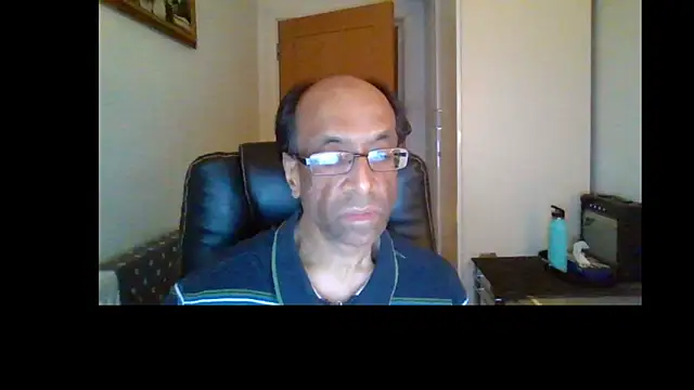 Snapshot of rauncher1 chatting on 07.24.26 rauncher1 online show from 07.24.26