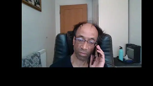 Snapshot of rauncher1 chatting on 08.01.26 rauncher1 online show from 08.01.26