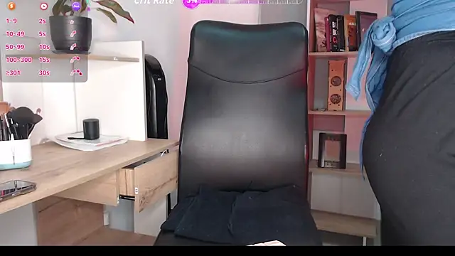 Snapshot of BriannaLorens chatting on 01.14.26 BriannaLorens online show from 01.14.26