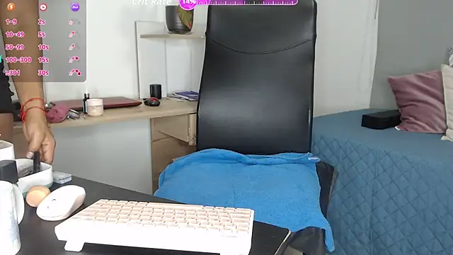 BriannaLorens online show from 04.30.26