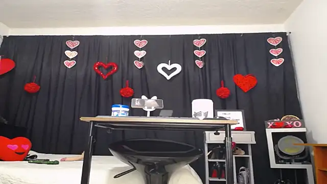 Snapshot of Litas_Secrets chatting on 02.06.25 Litas Secrets online show from 02.06.25