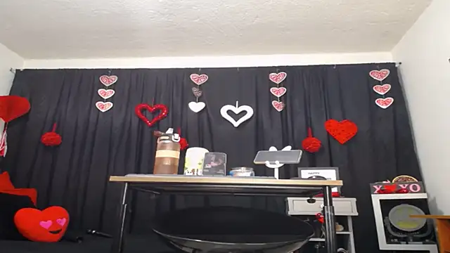 Snapshot of Litas_Secrets chatting on 02.12.25 Litas Secrets online show from 02.12.25