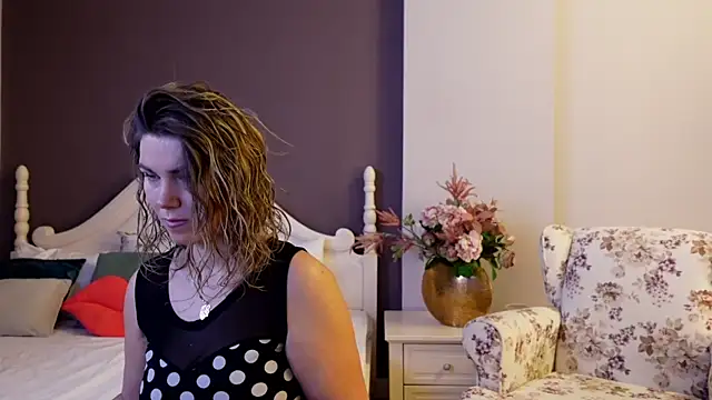 FeliciaKrige online show from 03.04.25