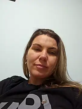 FeliciaKrige online show from 03.19.25