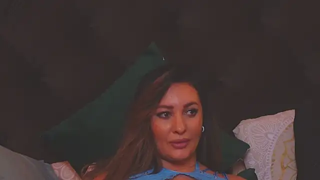 Snapshot of YaaraCollins chatting on 01.27.25 YaaraCollins online show from 01.27.25