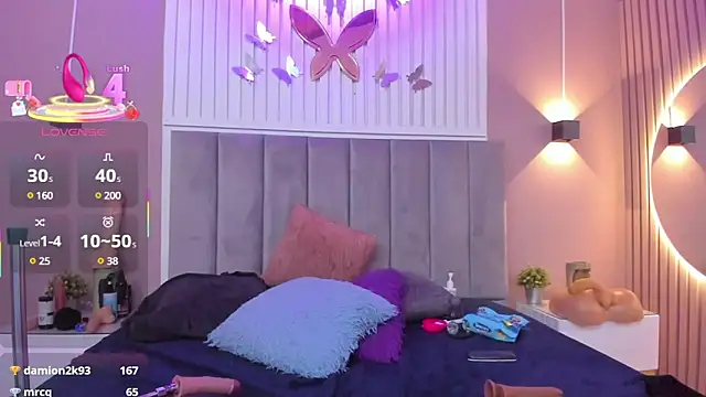 Snapshot of chantall1375 chatting on 03.21.25 chantall1375 online show from 03.21.25