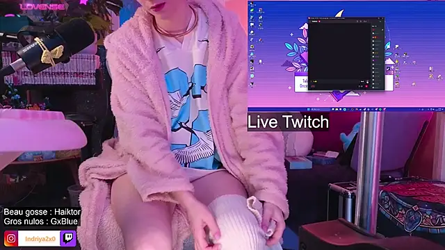 Snapshot of Indriya2x0 chatting on 11.13.25 Indriya2x0 online show from 11.13.25