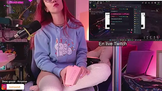 Snapshot of Indriya2x0 chatting on 11.26.25 Indriya2x0 online show from 11.26.25