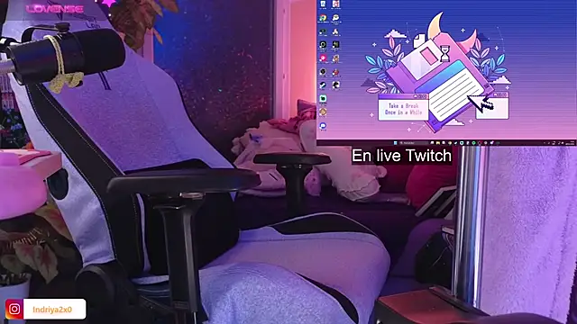 Snapshot of Indriya2x0 chatting on 11.28.25 Indriya2x0 online show from 11.28.25