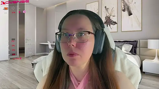 Victoria Romans online show from 10.07.25