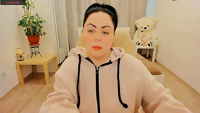 Snapshot of Nina_Hopper chatting on 04.03.26 Nina Hopper online show from 04.03.26