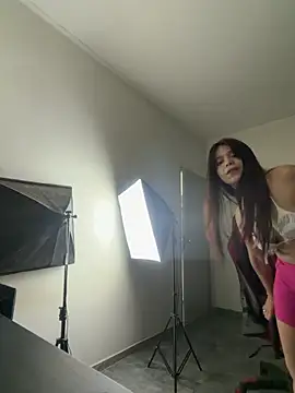 Snapshot of kiarafonseca_ chatting on 03.04.26 kiarafonseca online show from 03.04.26