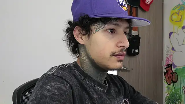 trieone online show from 02.10.26