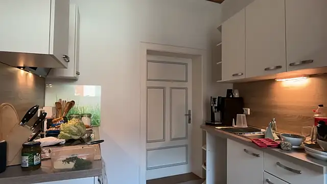 Snapshot of Viola_Beck chatting on 03.19.26 Viola Beck online show from 03.19.26