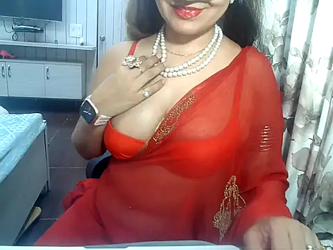 Snapshot of yourradhika chatting on 03.14.25 yourradhika online show from 03.14.25