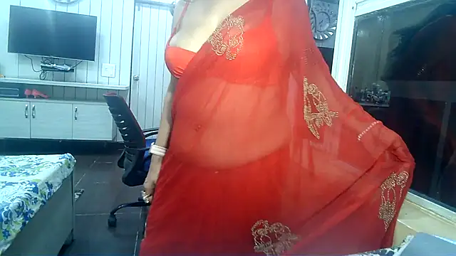 Snapshot of yourradhika chatting on 03.21.25 yourradhika online show from 03.21.25