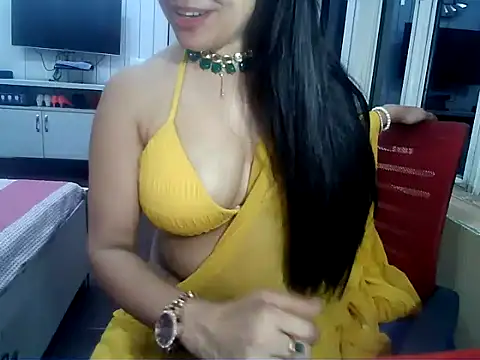 Snapshot of yourradhika chatting on 03.05.26 yourradhika online show from 03.05.26