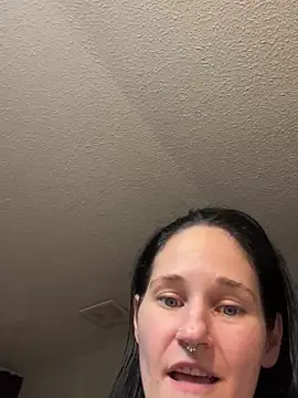 Snapshot of lolabunny9 chatting on 12.12.24 lolabunny9 online show from 12.12.24