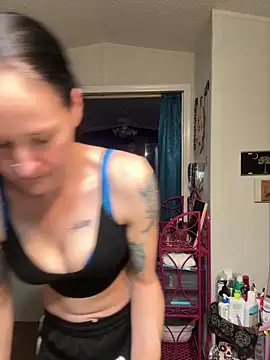 Snapshot of lolabunny9 chatting on 03.03.25 lolabunny9 online show from 03.03.25