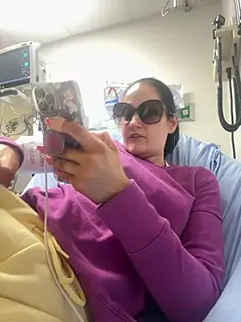 Snapshot of lolabunny9 chatting on 03.21.25 lolabunny9 online show from 03.21.25