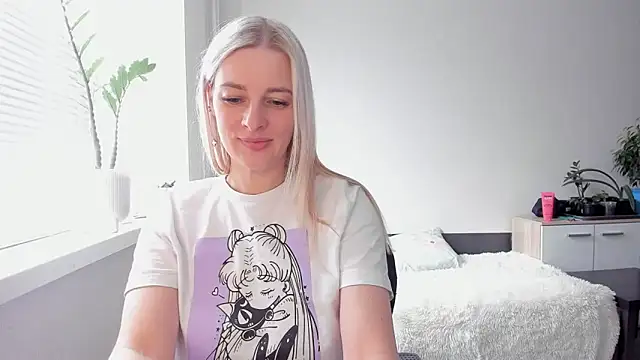 Snapshot of HILT_ON chatting on 03.01.25 HILT ON online show from 03.01.25