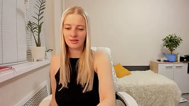 Snapshot of HILT_ON chatting on 03.15.25 HILT ON online show from 03.15.25