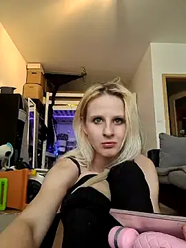 TeenCzechPussy online show from 01.29.25