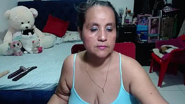 Snapshot of pervert_mommy_ chatting on 03.05.25 pervert mommy online show from 03.05.25